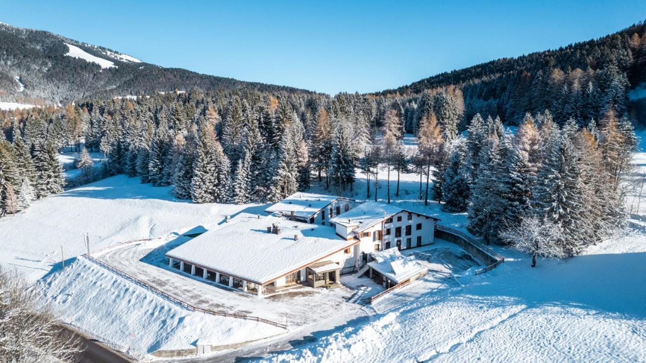Hotel Casa Alpina โฟลกาเรีย ภายนอก รูปภาพ