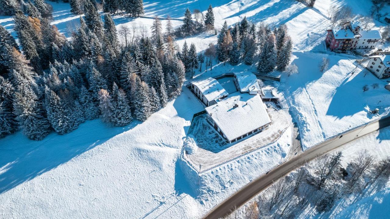 Hotel Casa Alpina โฟลกาเรีย ภายนอก รูปภาพ